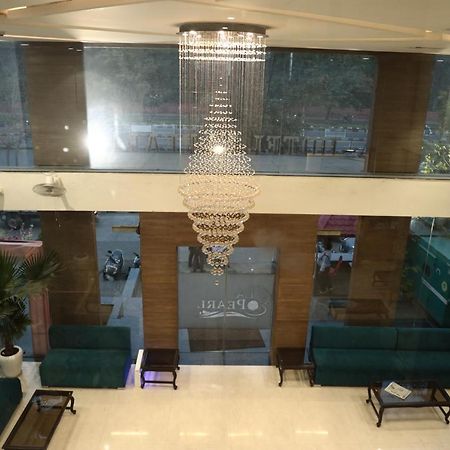 Hotel La Pearl Naiapura Kültér fotó